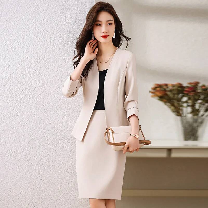 Women Formal Wear Business - Formele damespakken met rok en jassen