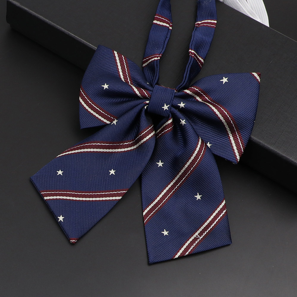 Nieuwe School Formele Uniform  - Women Formal Wear With Tie recensie en prijs