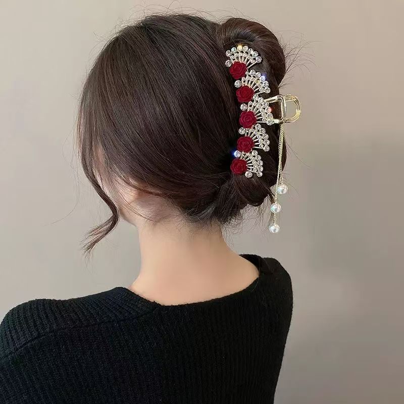 Vintage rode bloemen haarclip  - Women Formal Wear With Tie recensie en prijs