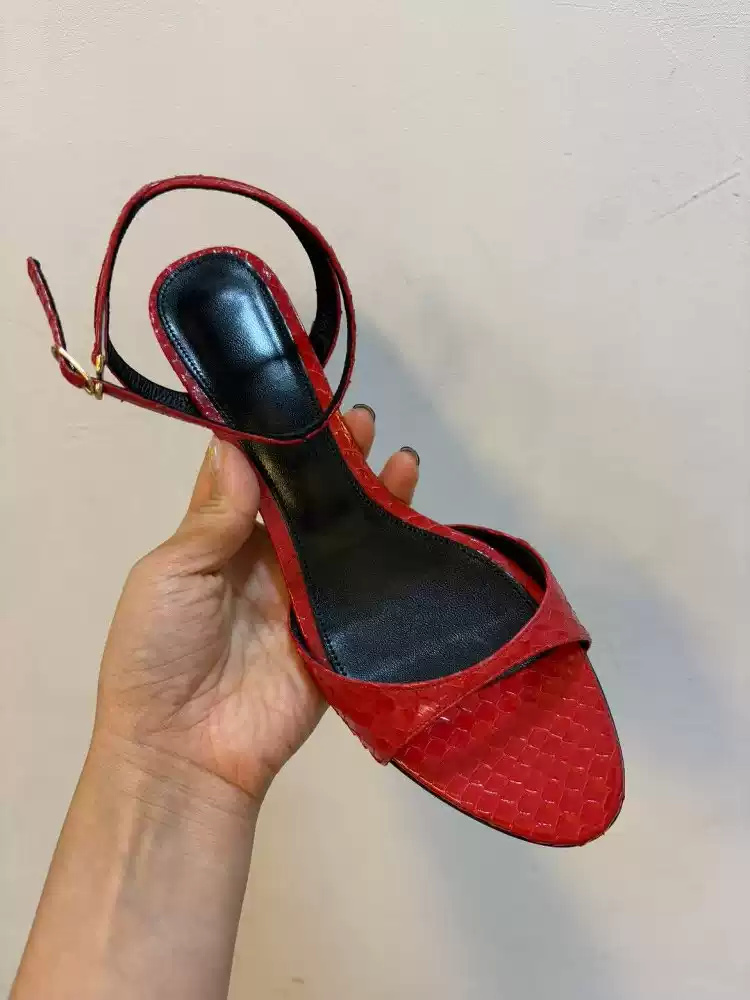 Dames rode lakleren sandalen m - Kitten Heel Women recensie en prijs
